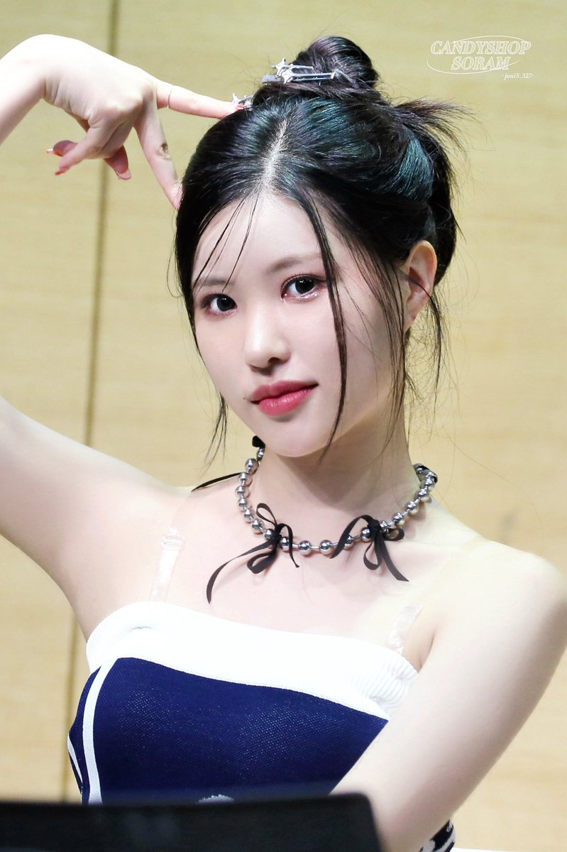 쥬니 tweet media