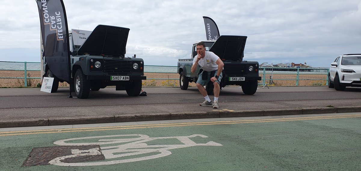 Chargeheads's tweet image. Teslaswap Defender video 🎥 with Tesla Model 3 Motor , @FelltenSystems battery pack ⚡️and @Ingenext_tech controller 🎮 now LIVE on the ChargeheadsUK @YouTube channel 💯⚡️💥 #teslaswap #evconversion