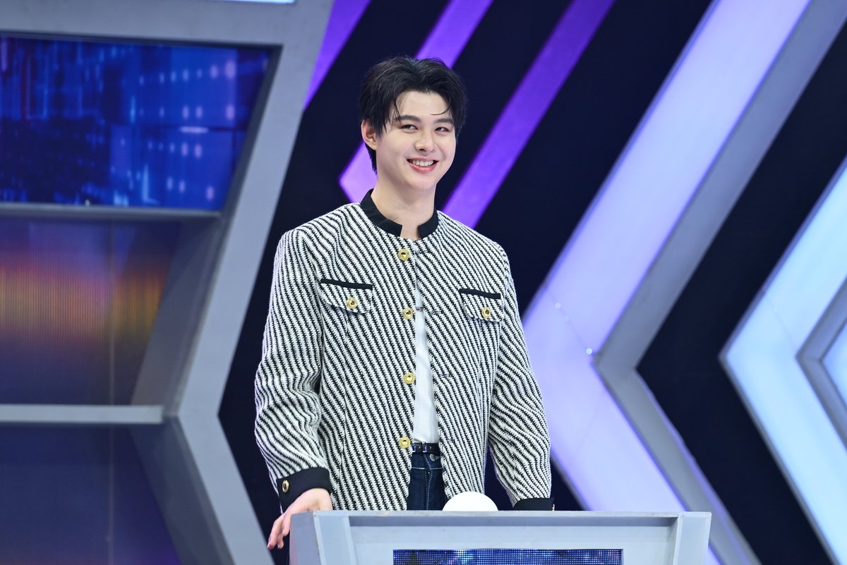 PRSocietyNews's tweet photo. เซ้นต์ ศุภพงษ์ – พลัสเตอร์ ภัทร์นิธิ อึ้ง!!! เจอความสวยของตัวแม่ตัวมัม ในรายการ “รู้หน้า ไม่รู้ใคร” https://t.co/KTrrgRJzvS 

#Saint_sup 
#พลัสเตอร์ 
#รู้หน้าไม่รู้ใคร https://t.co/XnPwhRBEAp