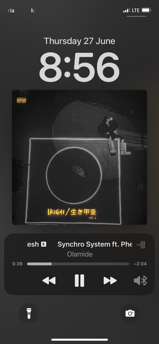 HuzzyRf's tweet photo. @Pheelz is so good man sounds like odogwu @burnaboy on synchro system #ikigai https://t.co/i42VzB2qem