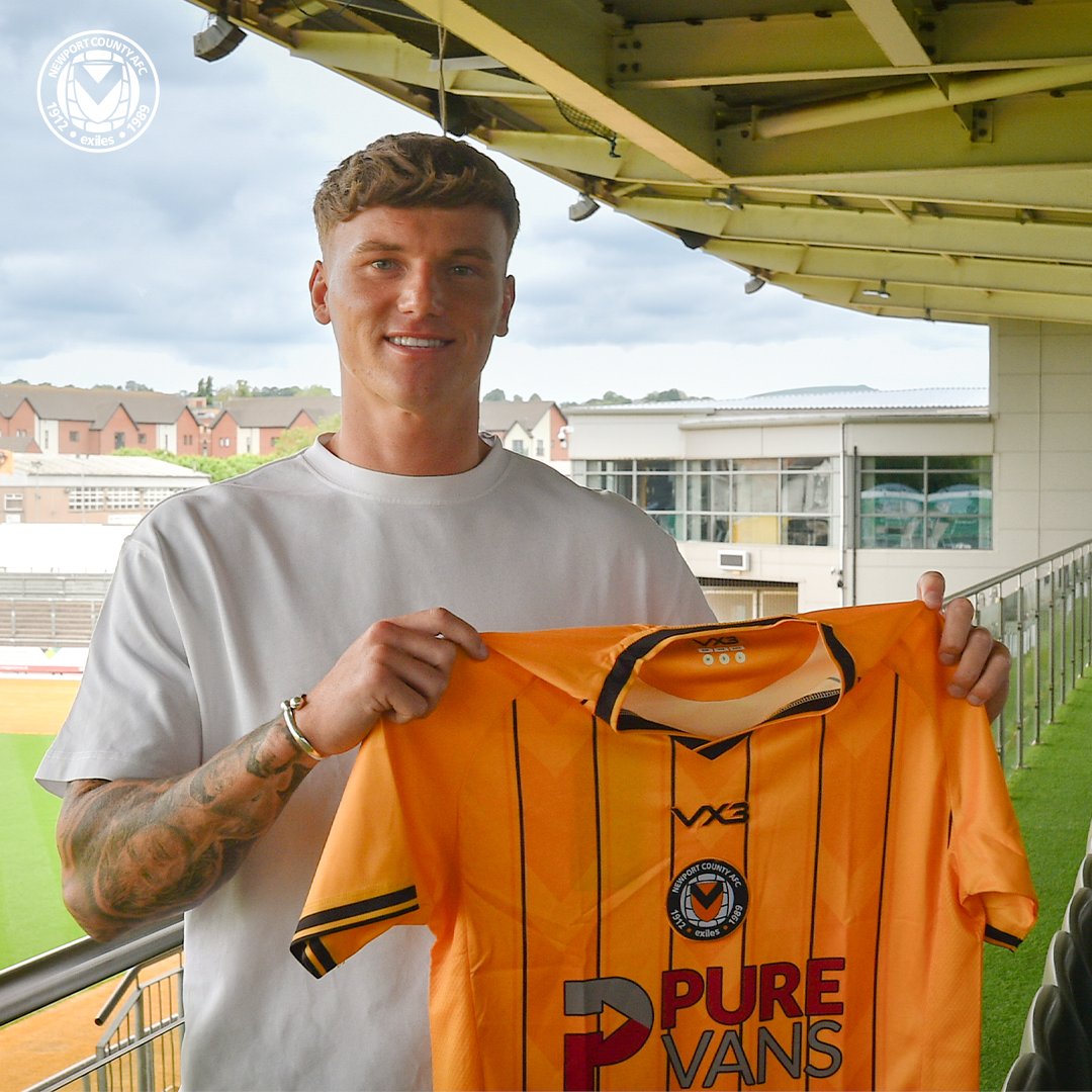 NewportCounty's tweet photo. 𝗡𝗲𝘄 𝘀𝗶𝗴𝗻𝗶𝗻𝗴 ✔️

Newport County is delighted to confirm the signing of midfielder, Kai Whitmore, subject to EFL approval.

#OneClubOneCounty