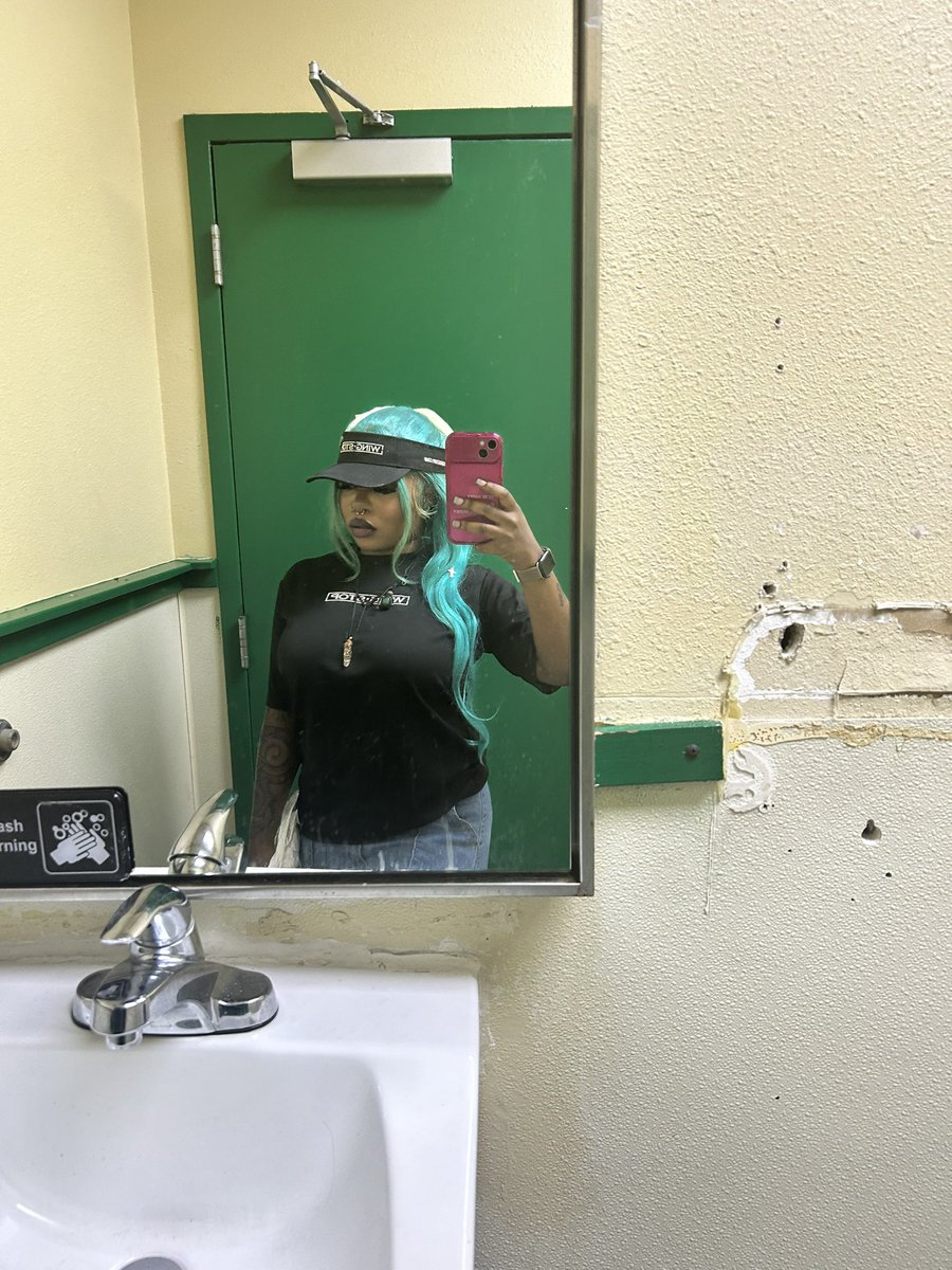 myspamispi's tweet photo. @thatgirlmilly__ https://t.co/alY85foqzi