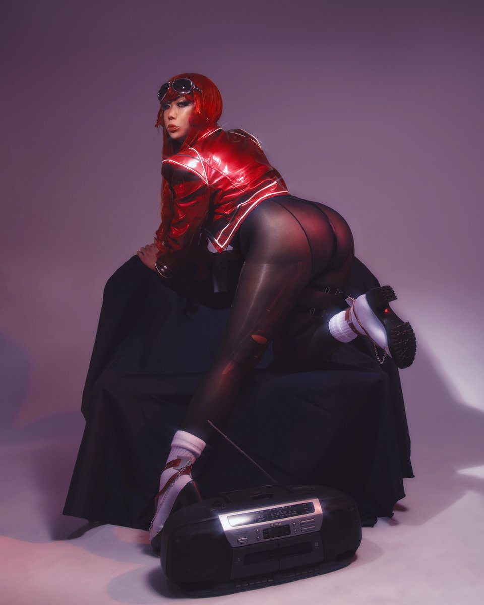 ✨ NEW Volume Photoset available!! ✨
ko-fi.com/s/0720b3f968

Just trying out the feature for the first time~
#NIKKEcosplay #NIKKEコスプレ