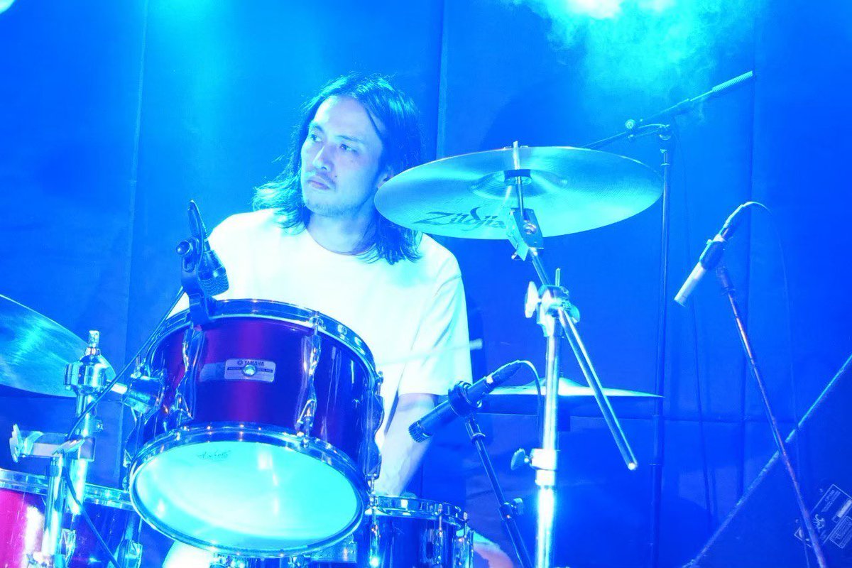 TdcT_official's tweet image. ｢酒と泪と芝居とバンドvol.4｣
8/2(金)@下北沢WAVER
17:30 OPEN
18:00 START
¥2400＋1drink

🎸出演
･18:00～
AmDolls
･18:40～
即席バンド(仮)
･19:20～
Chameleon Republic
･20:00～
渋木美沙
･20:40～
#TdcT 

info@tdct.online(名前、人数、目当の出演者を記入)※DMでも可