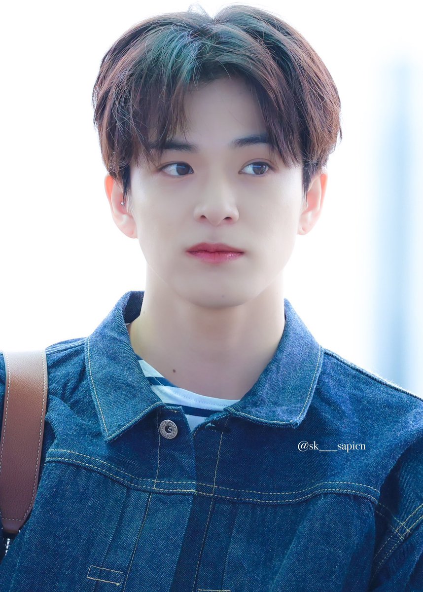 BeastCrypto_678's tweet photo. too handsome, meleyot🫠 https://t.co/E5fuaqpnFS