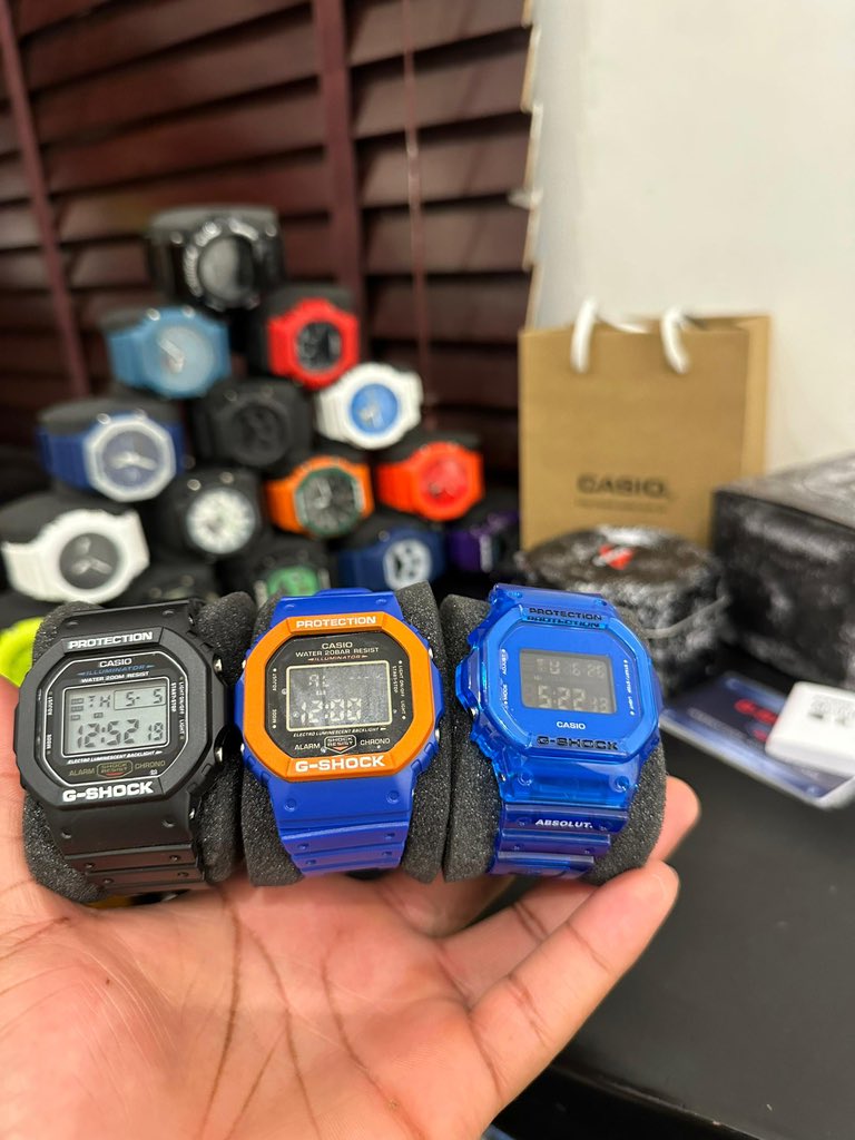 dolapocarter's tweet photo. CASIO G-SHOCK SERIES

NOW AVAILABLE IN OVER 40 DESIGNS

PRICE: N74,500 ONLY

🧵 https://t.co/jU8yt5yxAt