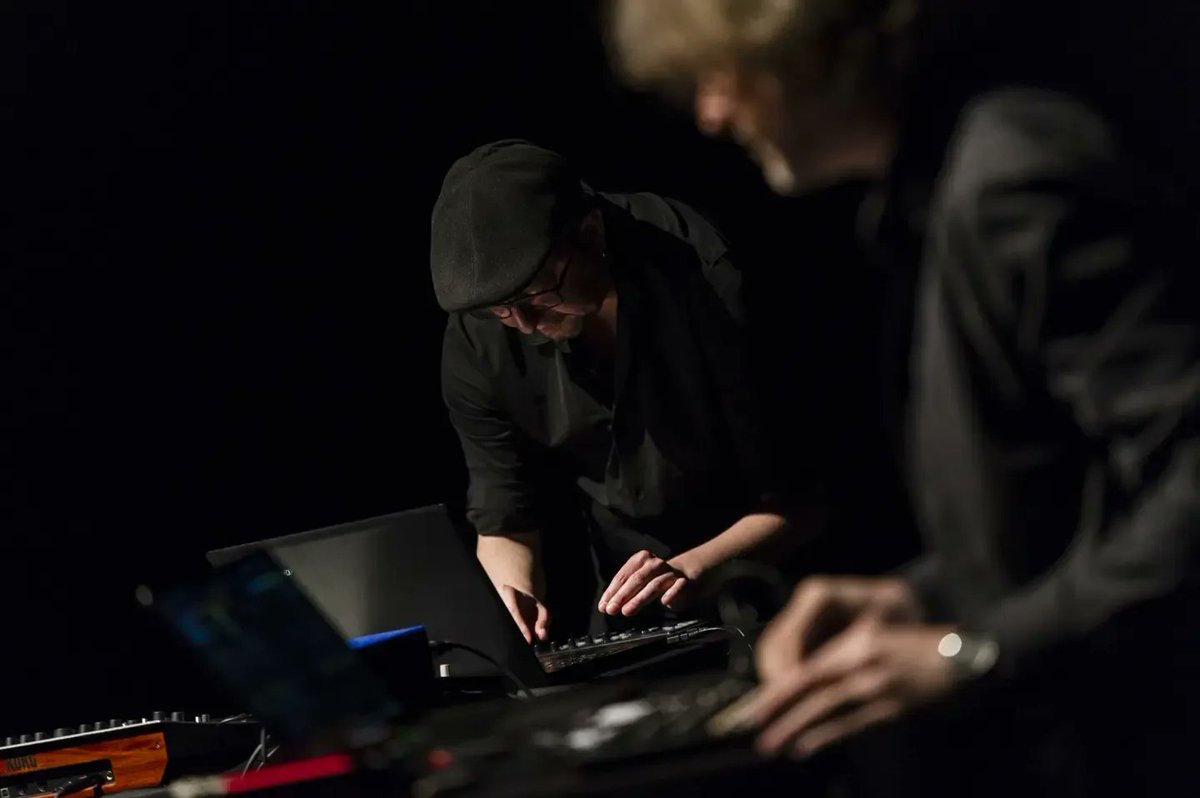RFOABand's tweet photo. @arteristanbul 03.05.2024 w/ @SevketAkinci
@Tuncgencer

📷 Ilgın Erarslan Yılmaz https://t.co/rFUr6crx0b