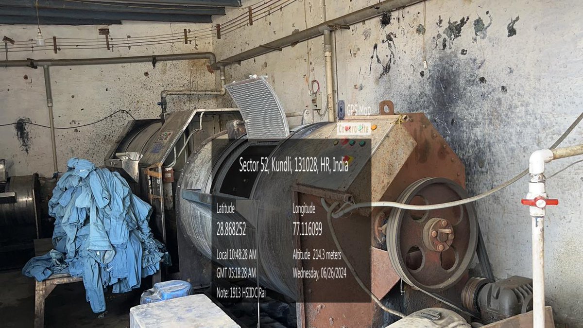 LordYamraaj's tweet image. माननीय #NGT द्वारा OA 750/2023 पर संज्ञान लेने पर @SonipatB #HSPCB के अधिकारियों द्वारा की गई #Kundli #Sonipat में अवैध #डाईंग उद्योगों पर कार्यवाही।।

सालों से रोजाना #करोड़ों लीटर #भूजल दोहन किया जा रहा था और दूषित पानी #Drain No 6 के माध्यम से दिल्ली #यमुना को प्रदूषित करता