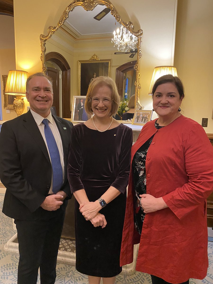 Governor of Queensland (@qldgovernor) on Twitter photo The Governor, Patron of Challenge DV, hosted a Reception at Government House in support of Darkness to Daylight 2024 and to thank <a href="/Challenge_DV/">Challenge DV</a> supporters and frontline workers. #DarknessToDaylight The Governor, Patron of Challenge DV, hosted a Reception at Government House in support of Darkness to Daylight 2024 and to thank <a href="/Challenge_DV/">Challenge DV</a> supporters and frontline workers. #DarknessToDaylight