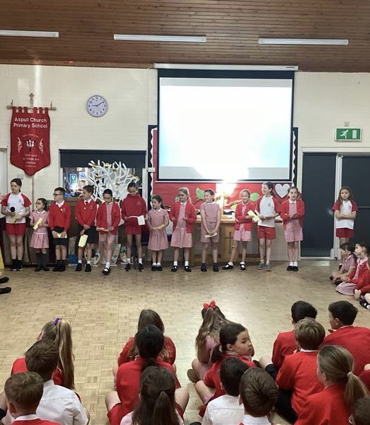 AspullChurchSch's tweet photo. Thank you to Mrs Kirkman for organising another fantastic worship from our Worship Team. #acpsvision #acpsworship #acpsspirituality #acpsworshipteam #acpsvalues #peace https://t.co/VDEdj5z04y