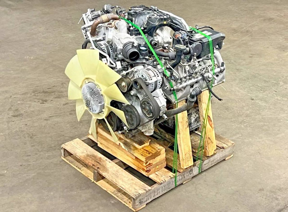 ⭐2017-2019 FORD F250 SD 6.7L V8 4X4 POWERSTOKE ENGINE MOTOR ASSY 56K OEM LOT2461 asking $9000 for it. Can ship all over