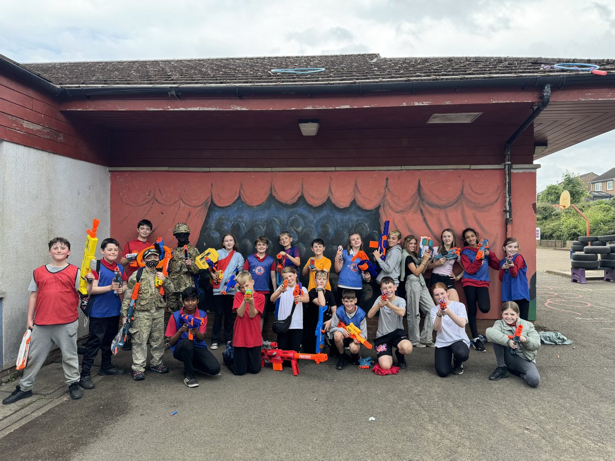 MidCalder_PS's tweet image. P7 loved the nerf gun war they had yesterday in the playground! Lots of fun to celebrate the end of term. #MCPSP7 #HWB #Teamwork @WlhwbChamps