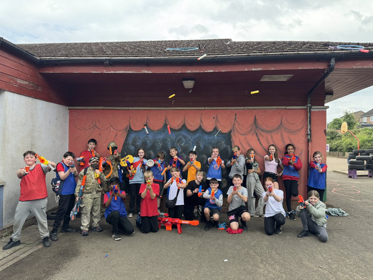 MidCalder_PS's tweet image. P7 loved the nerf gun war they had yesterday in the playground! Lots of fun to celebrate the end of term. #MCPSP7 #HWB #Teamwork @WlhwbChamps