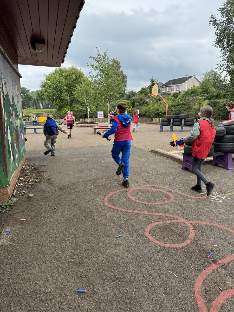 MidCalder_PS's tweet image. P7 loved the nerf gun war they had yesterday in the playground! Lots of fun to celebrate the end of term. #MCPSP7 #HWB #Teamwork @WlhwbChamps