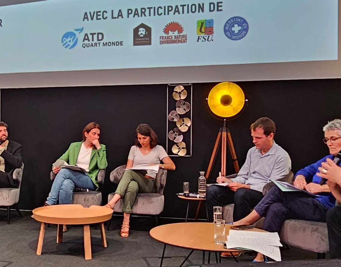FsuNationale's tweet photo. Grand Oral 🔴B. Teste : Quel est votre plan pour reconstruire les services publics ? 
Marine Tondelier pour le #NFP  : Un plan mais aussi des mesures d’urgence pour l’École (revalorisation immédiate du point d’indice, école intégralement gratuite – fournitures, cantine…) https://t.co/AAch15l2QA