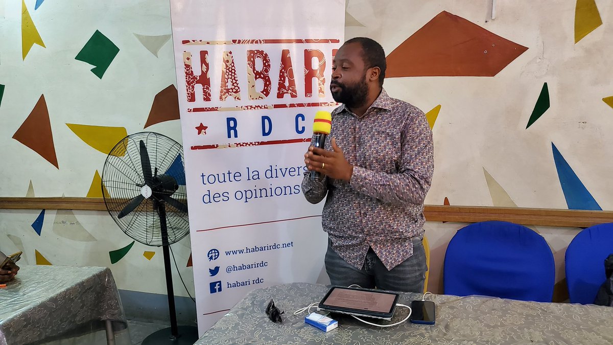 heidimbo2's tweet photo. Selon l'orateur du jour, l'information est la plus consommée que la nourriture.
#FaceAuxJeunes du 27/06/2023 @habariRDC , @Internews_RDC , @USAIDinDRC ,@lecongolaisongd , @BiatshinyiR , @BondoHubert ,@habariRDC , @Katoto243 https://t.co/upbZ793yVd