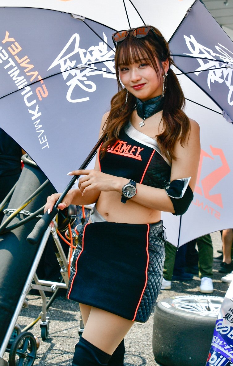 2024年 SUPER GT GT500 100号車 STANLEY RA 森脇梨々夏 さん