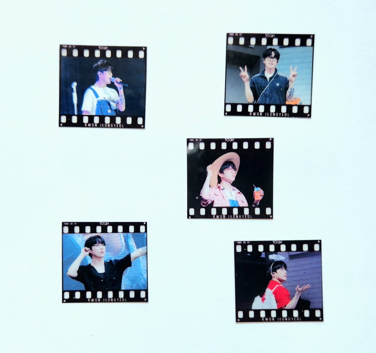 ♫10CM 1ST FAN CONCERT : 10CM YOU♫
십센치 팬 콘서트 : YOU 나눔합니다!

⇨ 일시 : 7.6 - 7.7
⇨ 장소 : 올림픽공원 올림픽홀
⇨ 갯수 : 하루 70개 [ 필름 1개씩 ]
⇨ 나눔 : 필름 사진 [ 5종류]
⇨인증 : RT + 당일 티켓

✓ 모든 나눔 랜덤
✓ 자세한 장소와 시간, 공지는 타래에

#10CM #권정열