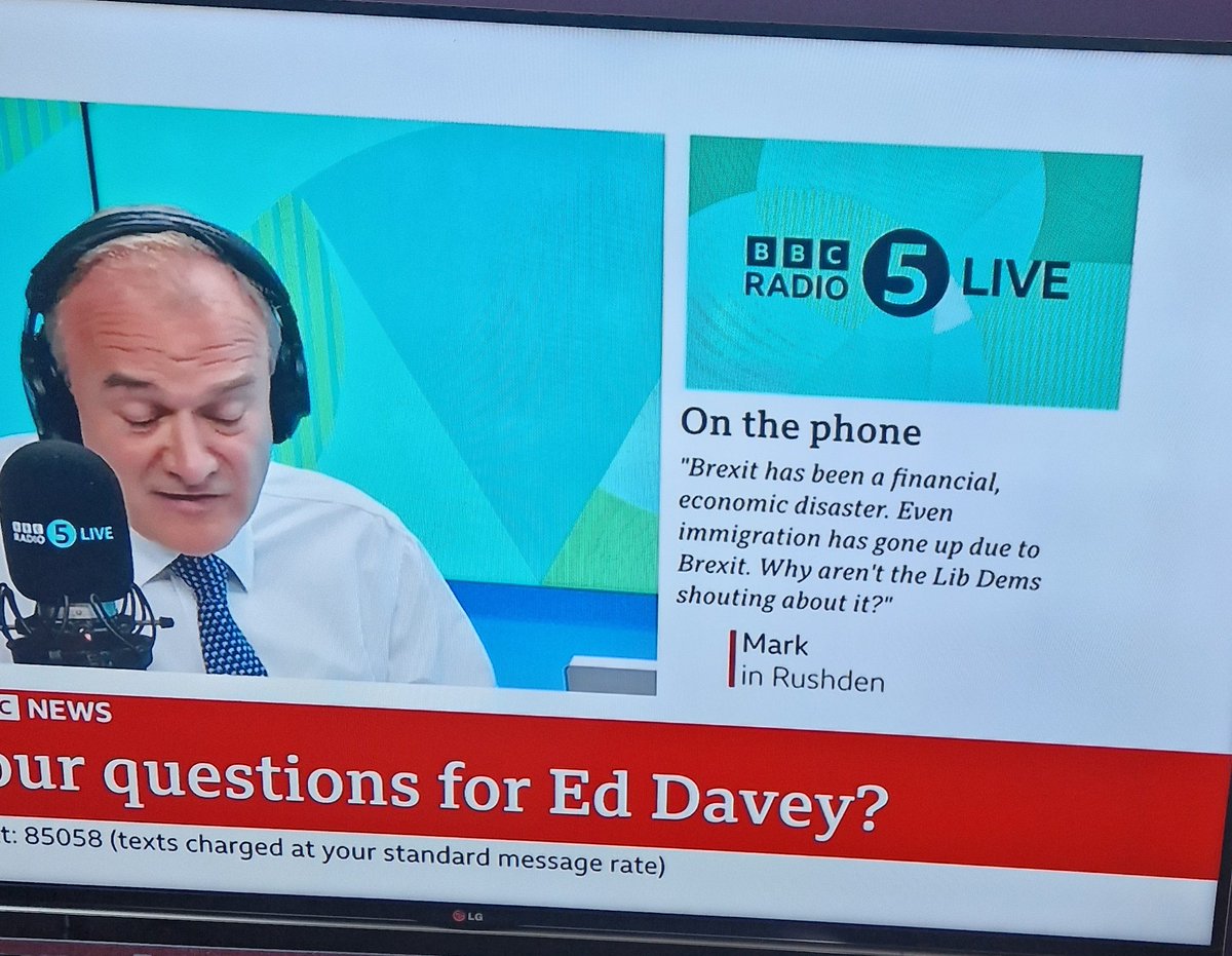 afrocentric21's tweet photo. @maxrushden @guardian_sport @bglendenning @JFfutbol @larssivertsen Why are you giving Ed Davey a hard time? https://t.co/MliPCuafBd