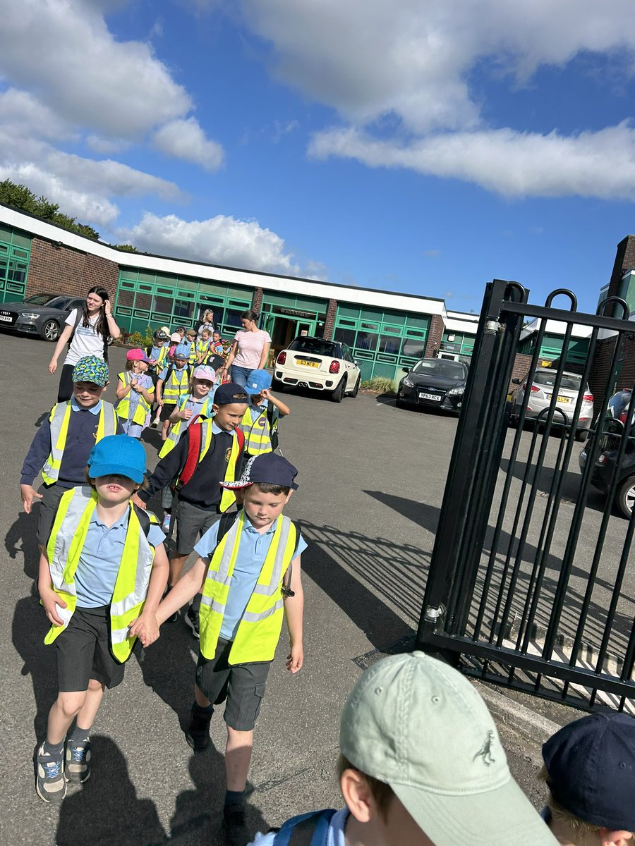 Mrs Wills tweet media