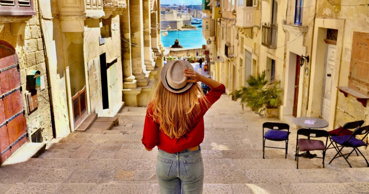 There are seven places worldwide that would instantly remind you of #Italy, but they are more affordable and even BETTER, claims <a href="/TravelMagazine/">The Travel Magazine</a>. One of the 7 is #Brac, still a hidden gem. See what else gives that #Apennine vibe buff.ly/3zg4HAe