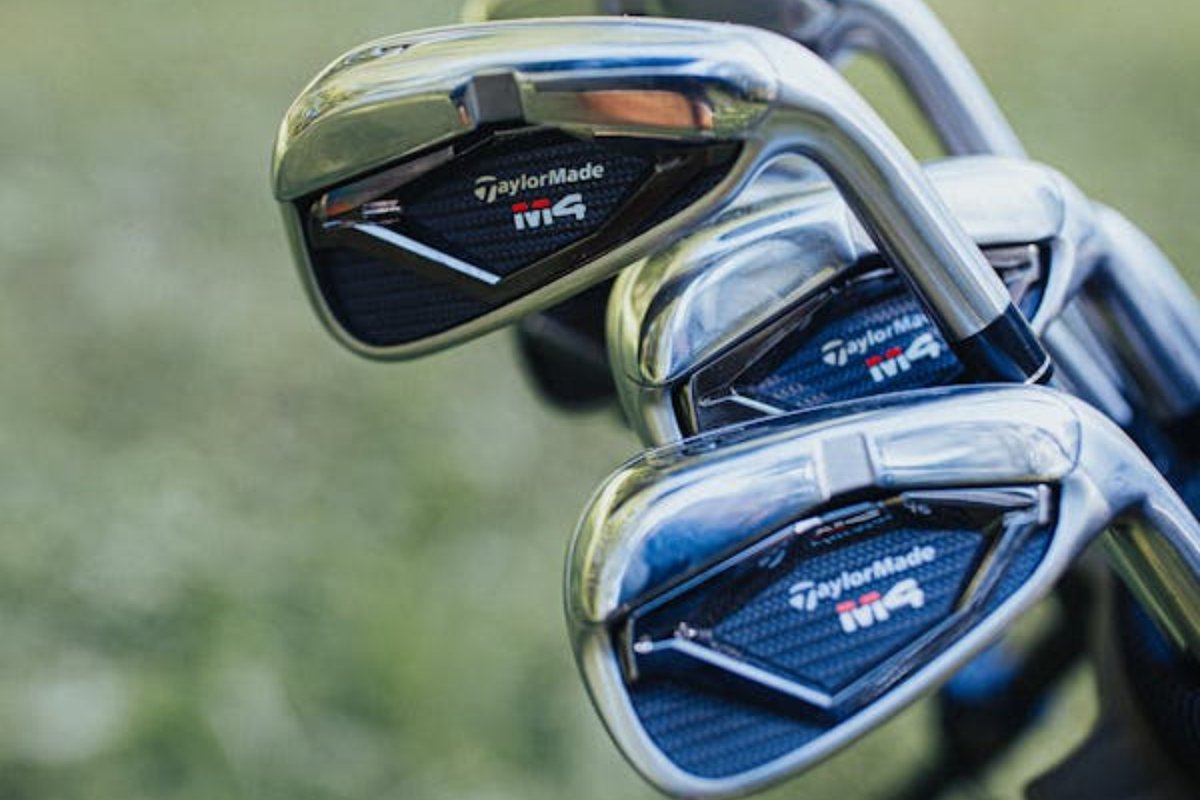 BullsNBearsWA's tweet photo. Mineral explorer @SurefireResNL says it has identified a significant opportunity to produce high-grade #iron and #titanium concentrates from its Unaly Hill #magnetite deposit that sits in WA's Mid West region.

$SRN #BULLSNBEARSWA #ASX @westaustralian

https://t.co/HmT6kO75gk https://t.co/U2PQZpRPP8