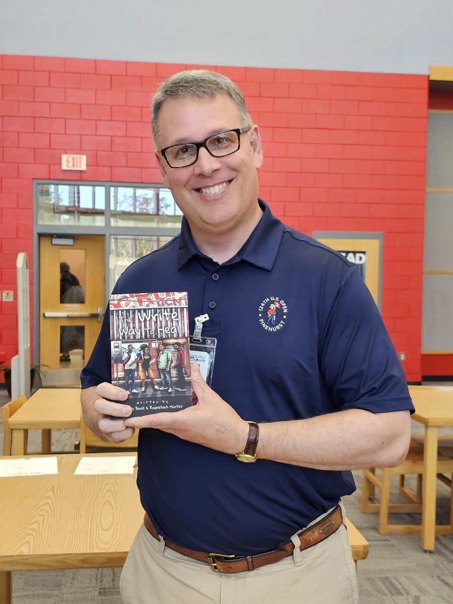 JoshuaJBovill's tweet photo. This guy has been MORE than a colleague. He's been a mentor, sounding board, voice of wisdom and integrity. Most importantly thank you for being a friend. 

I'll miss you at OPES next year. Also, thank you for supporting and purchasing a copy of my book! 

@ChrisGardner803 https://t.co/pGSU5yee2q