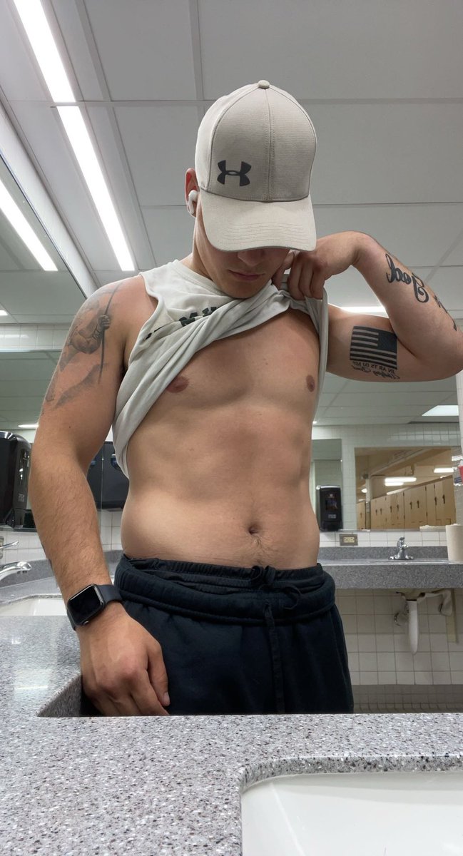 Troyo_fficial's tweet photo. Cum tell me what you fantasize about.💦

https://t.co/ZuAEzngozP

#OF #OFGUY #onlyfanstrans #onlyfansguy #onlyfansgir #T20WorldCup #NBADraft2024 https://t.co/ulZOWgUUj8