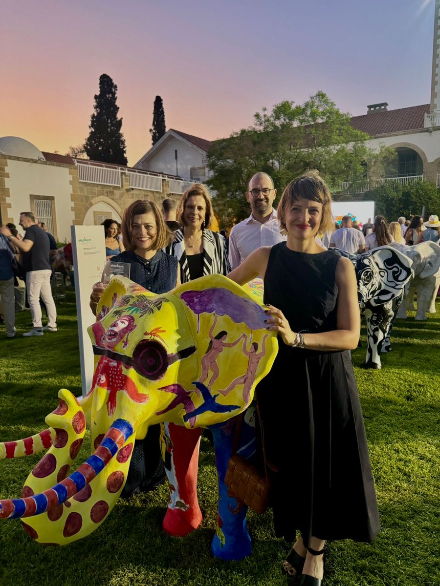 elenichrysos's tweet photo. My family and other animals. 🥰Last night at the Presidential Palace we celebrated an event organised by #sophiaforchildren and the unique #marinashacola. The sponsors including our law firm @ChrysostomidesK adopted an elephant, a work of art. All proceeds go to children in Kenya https://t.co/ySqX3frUbZ
