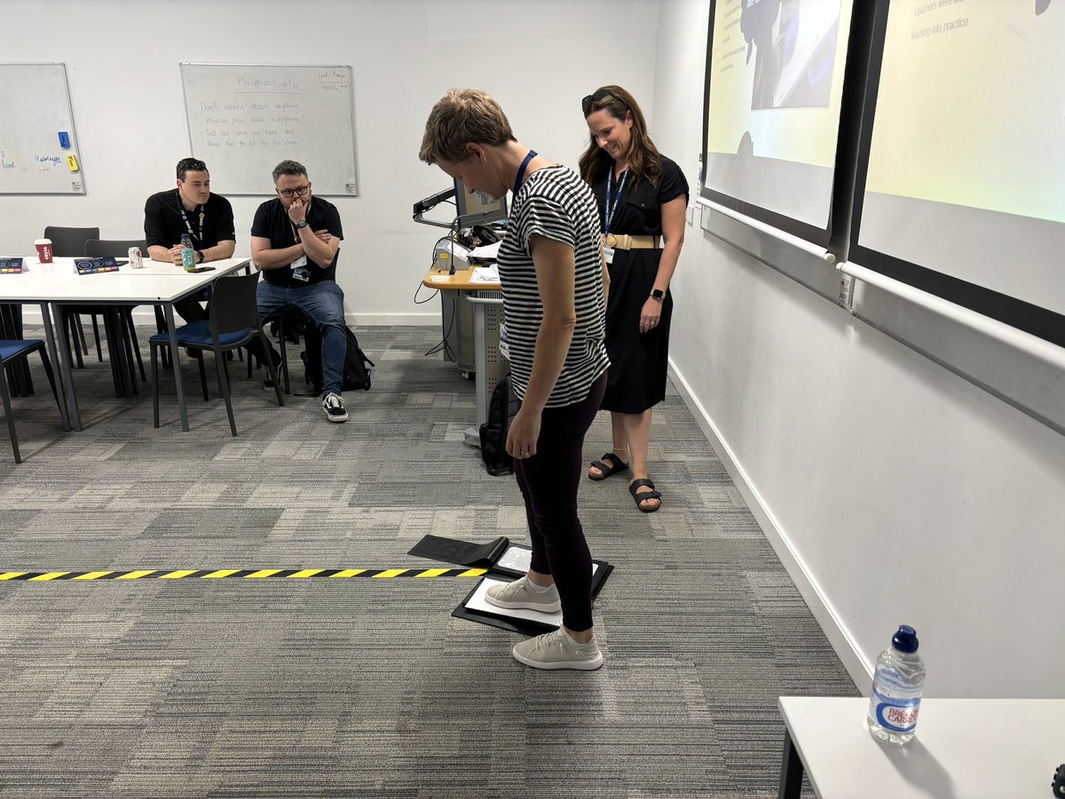 QED Cardiff Met Caerdydd tweet media