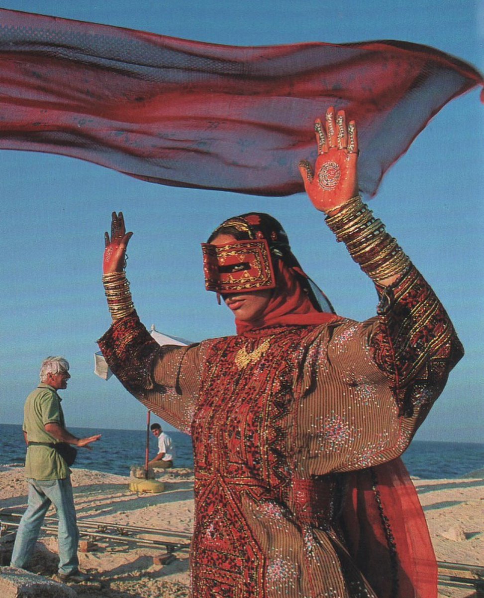National Geographic cover shot from the Island of Kish, Iran - Alexandra Avakian (1999)