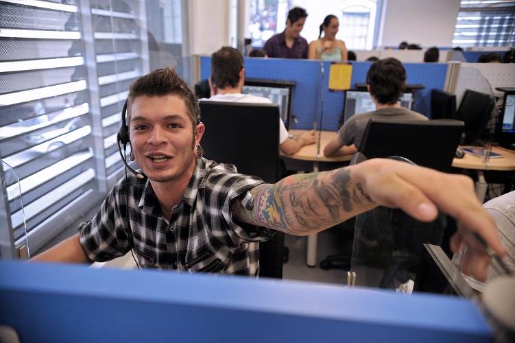 equaltimes's tweet photo. 🌎Conectados pero desempleados, la realidad laboral de los jóvenes latinoamericanos en la era digital
➡️https://t.co/OhmoOdvzBn
#juventud #trabajodecente #brechadigital #IA #sectorinformal #brechadegénero #educación #Latinoamérica https://t.co/EeNkIdTB1p