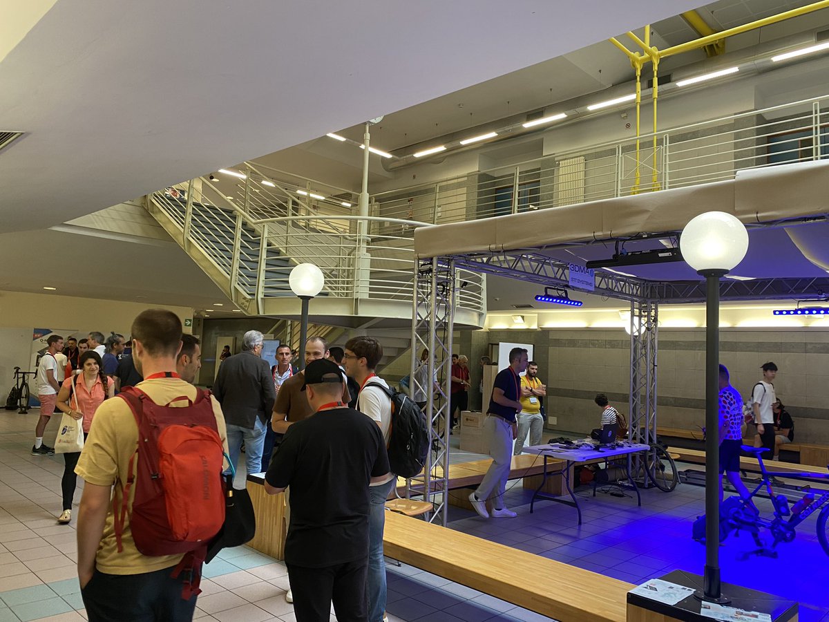 Ben_dobson98's tweet photo. Great to be in attendance at the @ScienceCycling conference in Florence, Italy 🇮🇹 getting to see the application of laboratory research into professional cycling 🚴‍♂️ https://t.co/x6sQIiBrR3