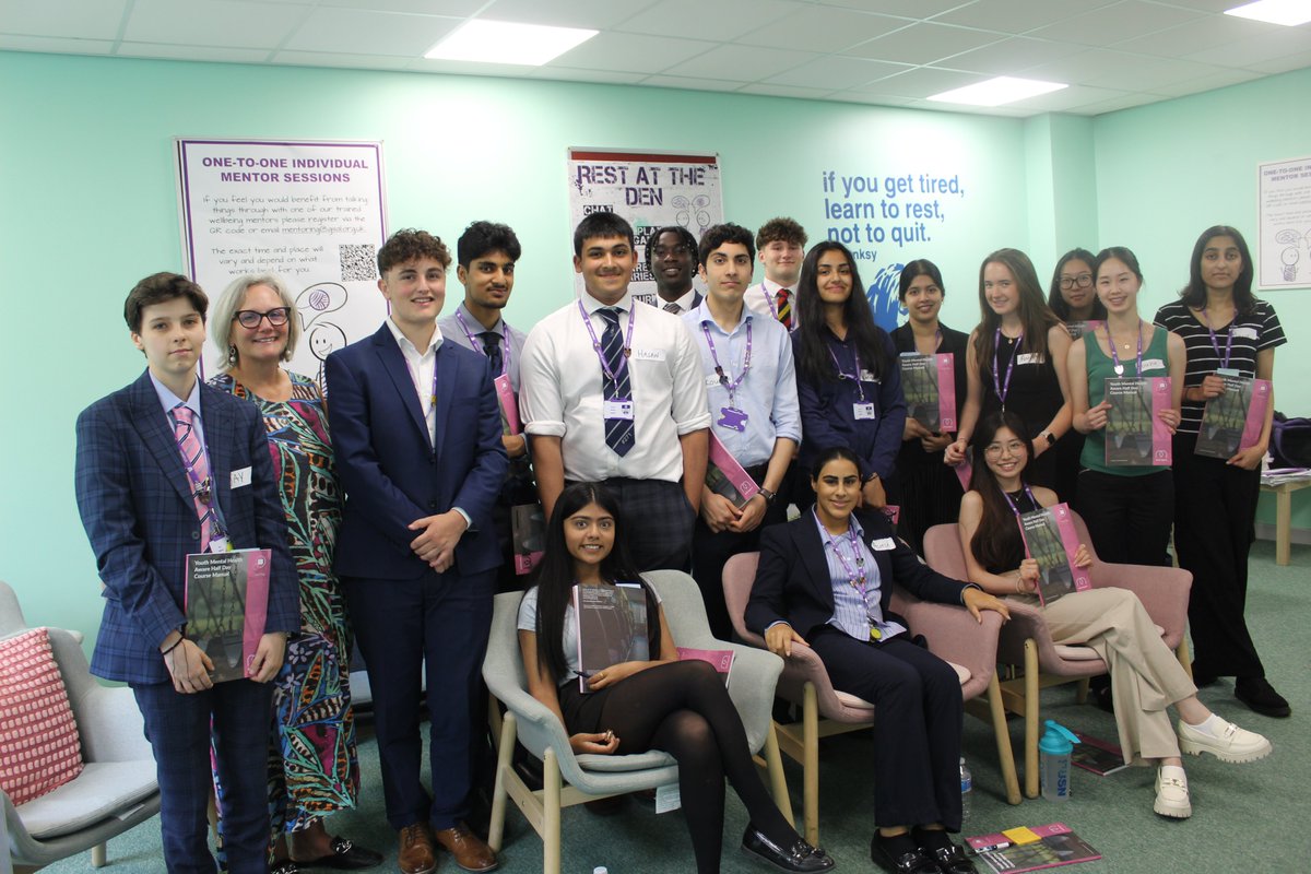 Mental Health Educator and GSAL governor
<a href="/pat_sowa/">Pat Sowa</a>
has delivered mental health first aid training to upskill and train our Y12 wellbeing mentors. Mentors have expanded their own personal wellbeing toolkit as well as ways to help others.  #PeerMentoring #BeInspired #GSALCommunity