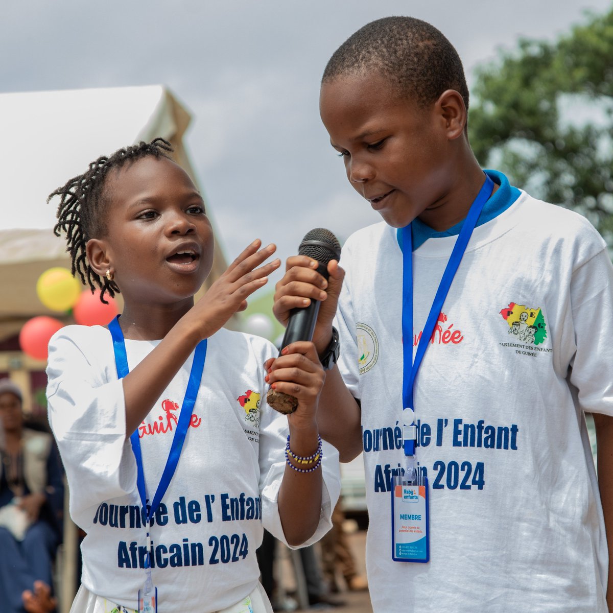 UNICEFGuinea's tweet photo. 👶👧 Chaque enfant doit pouvoir réaliser pleinement son potentiel. L'#éducation est un droit fondamental pour tous les enfants #ODD4

@UNICEF #Guinee célèbre au côté des enfants et du Ministère de l’Enfance, le mois de l'enfant guinéen 🇬🇳 https://t.co/ycApmueT3X