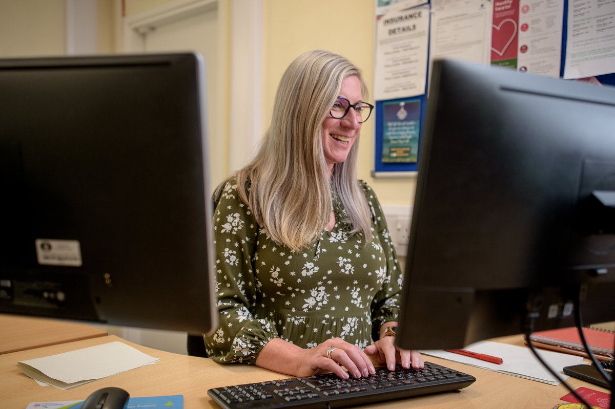 LCCHomeshare's tweet photo. Lovely to talk meet this week with @ewandking  @NovusHomeshare, @RhannuCartref, @GraceEyreF and talk about Homeshare nationally.

20 #HSUK members offer this wonderful service across the UK, championing intergenerational living, friendship and support ♥ https://t.co/CljoFOncEG