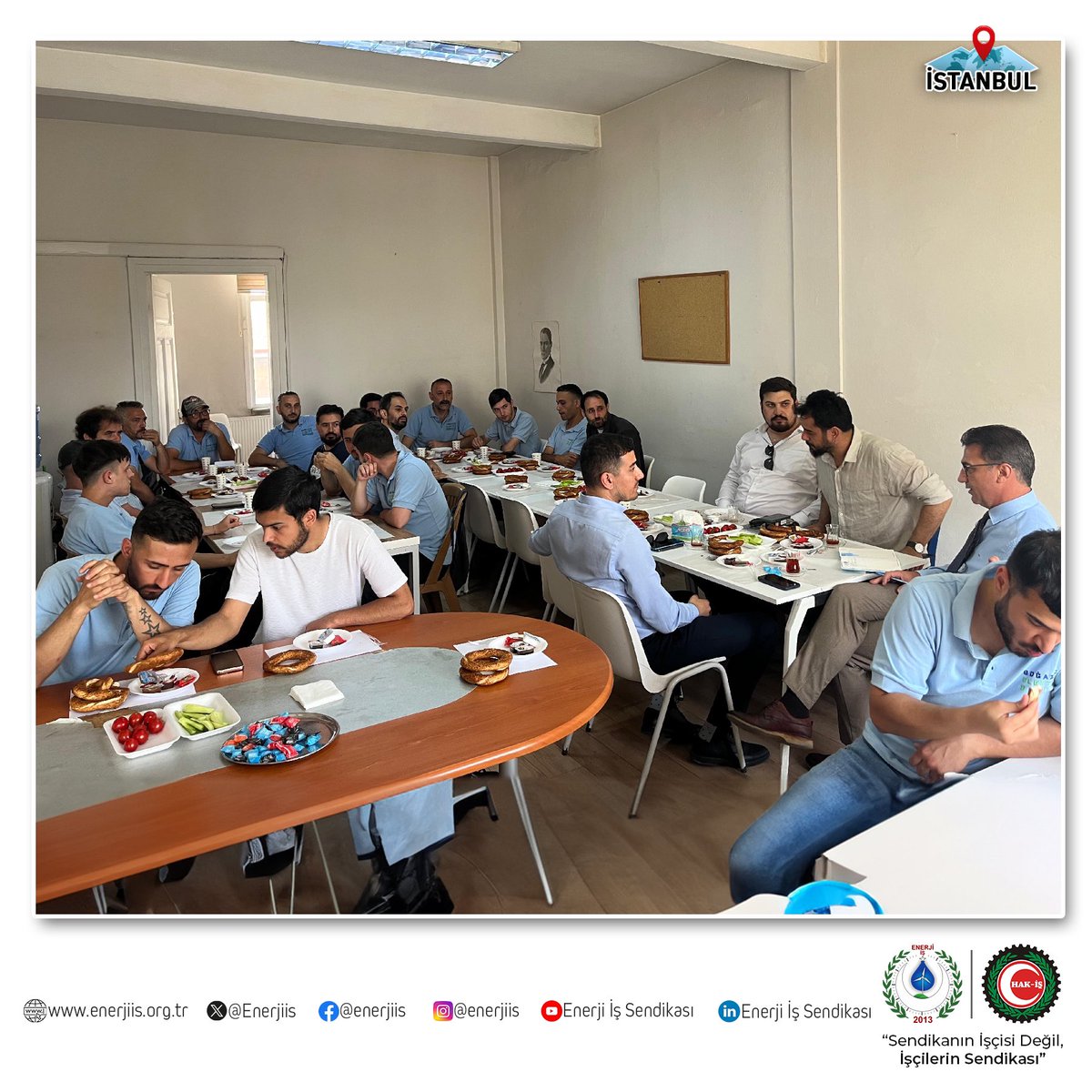 Enerjiis's tweet photo. Sendikamız Genel Merkez Teşkilatı tarafından, Boğaziçi Elektrik Dağıtım A.Ş. Beyazıd İşletme Müdürlüğü ekibine kahvaltı programıyla eşlik ettik. Organizasyona BEDA Saha Operasyonları Direktörü Sn. Erkan AYDIN ve Saha Operasyonları Müdürü Sn. Muhammed Sıddık ATEŞ de katılım sağlamışlardır. 

Değerli üyelerimize sendikal faaliyetler hakkında bilgilendirmeler yaptık. Üyelerimize misafirperverliklerinden ötürü teşekkürlerimizi sunuyoruz, çalışmalarında muvaffakiyetler diliyoruz.

@hakiskonf  @bedaskurumsal