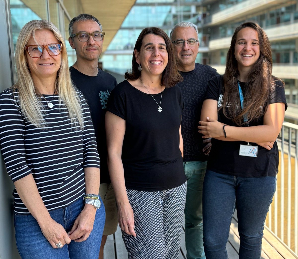 Recerca i Universitats (@recercauniscat) on Twitter photo ✅Un article del <a href="/CRGenomica/">Centre for Genomic Regulation (CRG)</a> a <a href="/NatureComms/">Nature Communications</a> conté per 1a vegada resum i sumari divulgatiu només en català
🗣️<a href="/QuimNadal/">Joaquim Nadal</a> destaca la importància de fer la #recerca més accessible, amb més impacte social i d'expressar la ciència en la llengua pròpia del país
gen.cat/3VzuJG0 ✅Un article del <a href="/CRGenomica/">Centre for Genomic Regulation (CRG)</a> a <a href="/NatureComms/">Nature Communications</a> conté per 1a vegada resum i sumari divulgatiu només en català
🗣️<a href="/QuimNadal/">Joaquim Nadal</a> destaca la importància de fer la #recerca més accessible, amb més impacte social i d'expressar la ciència en la llengua pròpia del país
gen.cat/3VzuJG0