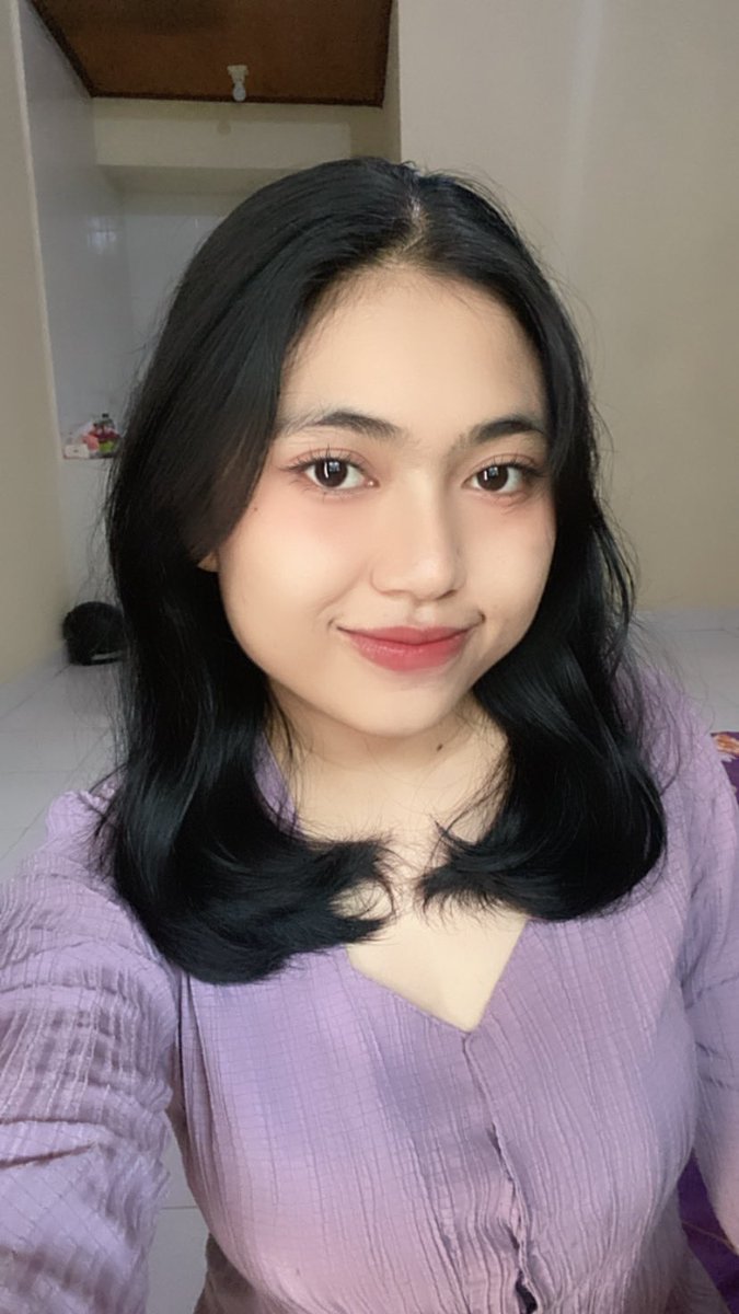 firdaa103's tweet photo. kerjaa terus emang dapet apa ? https://t.co/FJ9F2iyxo1
