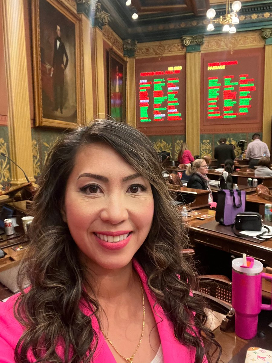 Mai Xiong tweet media