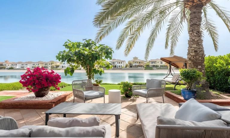 11_prop's tweet photo. Dubai lets investors co-own real estate in Dubai from $54,000 with shared ownership platform.
Shard, Dubai real estate platform, offers investors 1/8 share in a premium property at affordable rate.
#InvestinDubai #ownership #dubailife #luxuryrealestate #coown #Shard #11Prop https://t.co/NebTqUHf6m