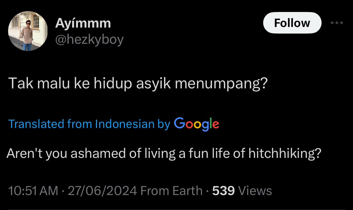 Leluhurnya pergi bergelinangan,
Diberi tasbih dipinta doa;
Hidup ini hanyalah tumpangan,
Memandu kasih mencari cinta.
#Pantun #BahasaJiwaBangsa