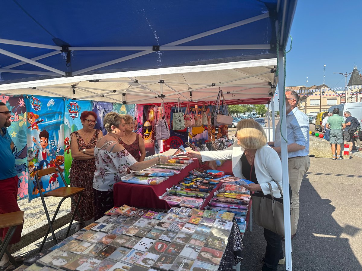 🇫🇷☀️ Je suis ce matin sur le marché de Migennes, dans la deuxième circonscription de l’#Yonne, pour soutenir la candidate de l’#UnionNationale Sophie-Laurence Roy @SophieR33337. Les 30 juin et 7 juillet, on va chercher la victoire ! 👊🏻

#BardellaPremierMinistre
#legislatives2024