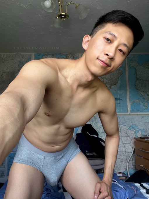 Leave your dick pic in the comments if I can send you nudes. https://t.co/yWVGyxsvWw<a href="/tag/yaoi"class="tags"><span>#yaoi</span></a><a href="/tag/boyslove"class="tags"><span>#boyslove</span></a><a href="/tag/blseries"class="tags"><span>#blseries</span></a>