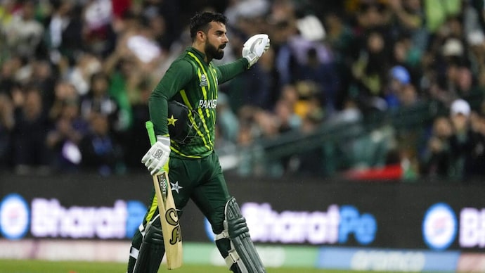 RubabUme24232's tweet photo. Owning SA bowlers in the WC
is not a cup of tea for everyone😎
#Copeid
#T20WorldCup2024
#SAvsAFG https://t.co/2a5cGnZSc4