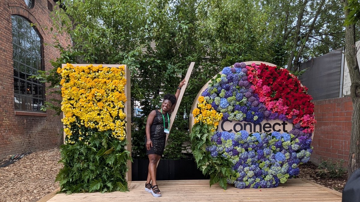 moyheen's tweet photo. #GoogleIOConnectBerlin 

It's always great to reconnect with the community. If you're here, come say hi! 😊 https://t.co/MFxYLKem6n