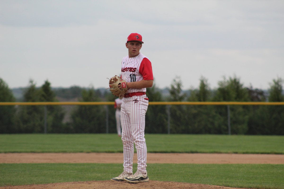 The Aplington-Parkersburg and South Hardin summer sports teams split Wednesday. The Tigers won the softball game 10-4 and the Falcons won the baseball game 11-6 #iahsbsb #iahssb radioonthego.com/2024/06/27/ap-…