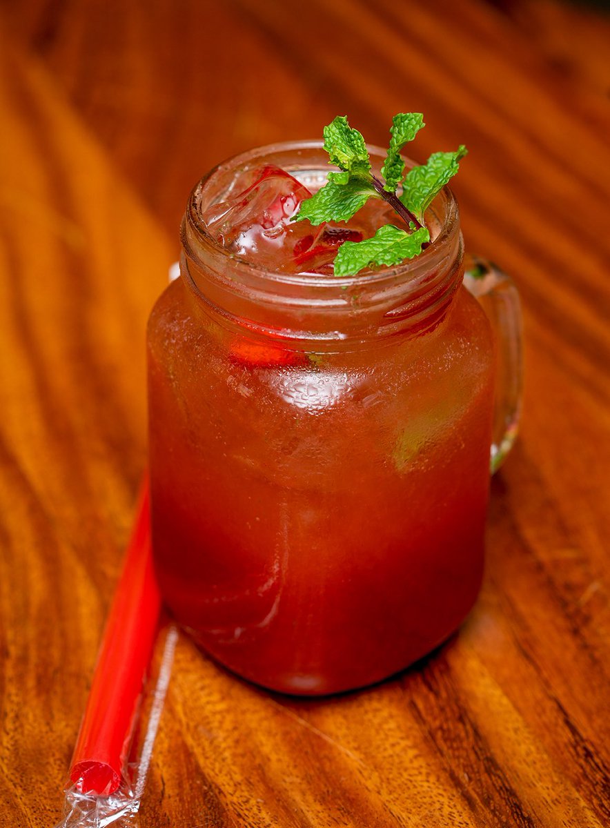 CoffeeAtLastUG's tweet image. What’s your favorite? 
❤️Straw Berry &amp;amp; 💛Passion
#coffeeatlast #fruitydrinks #icecolddrinks #refreshments