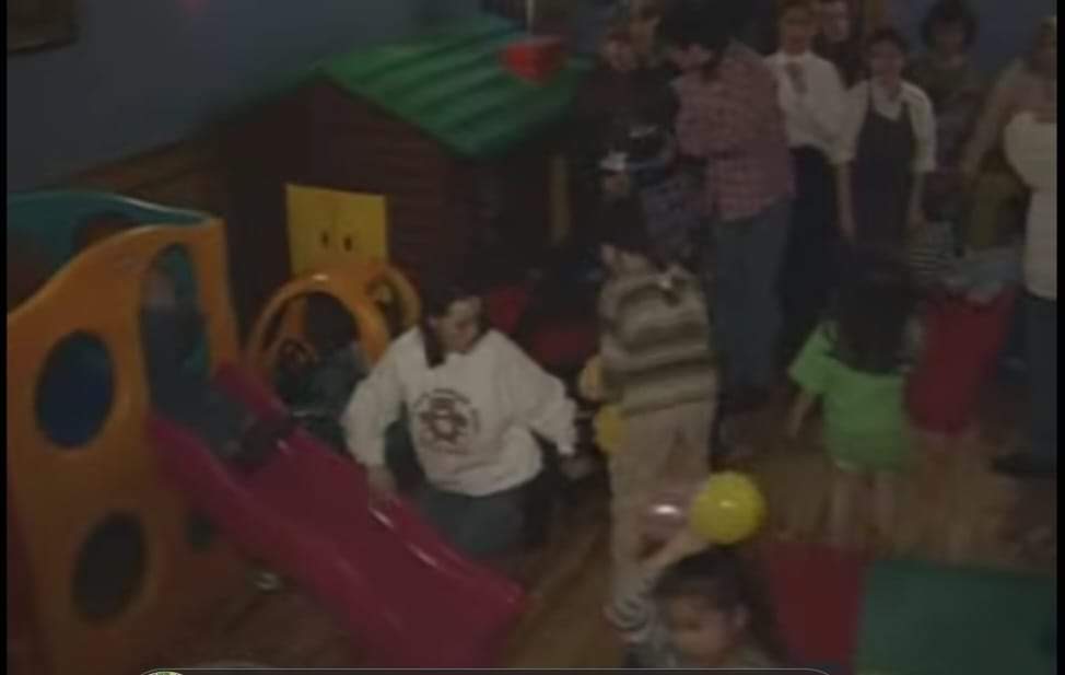 RobLooseCannon's tweet photo. In 1996, Graingers Pub in Baldoyle installed a crèche inside the lounge. For £1 an hour, your toddlers and kids could go mad enmass in a soft play area whilst mammy and daddy skull pints and smoke in the next room.

Publican Mark Grainger applied for planning permission for the country’s first ever pub crèche in 1993. However, in a rare positive decision to protect families, Fingal County Council refused to allow it, citing a pub was no place for children and would encourage parental neglect. 

However, that paragon of incorruptiblity, An Bord Pleanála intervened and permission was granted just months later. Yet another short-sighted, bad faith, money motivated decision by ABP which aged like milk! Curious to know people's opinions on this issue?