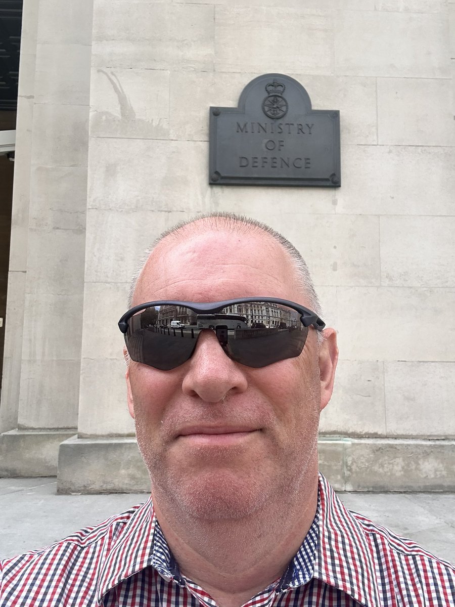 maccads's tweet image. Love a day out in London especially when the sun is shining and you a couple of people to catchup with. #smallcompanyBIGimpact